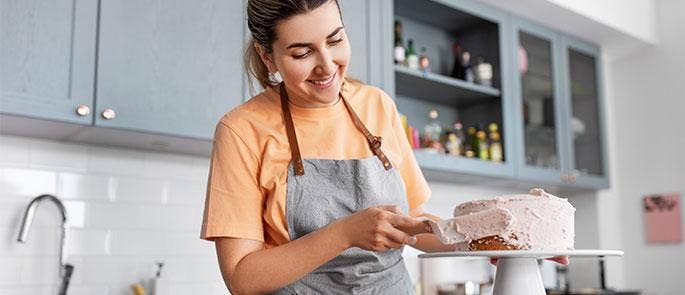 Cake maker